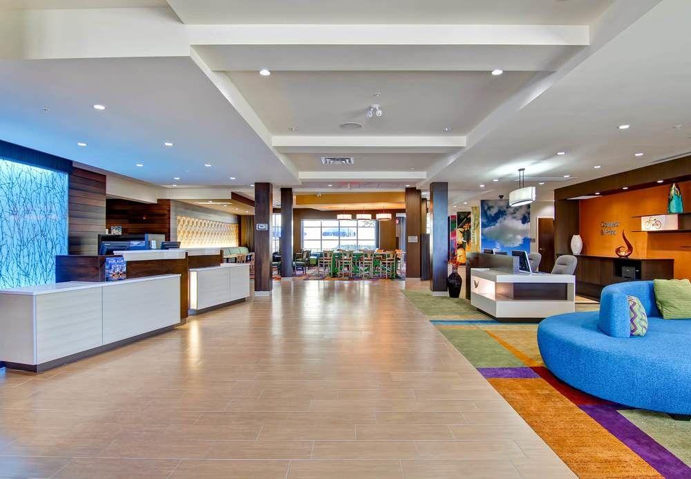 Fairfield Inn & Suites By Marriott Kamloops Ngoại thất bức ảnh