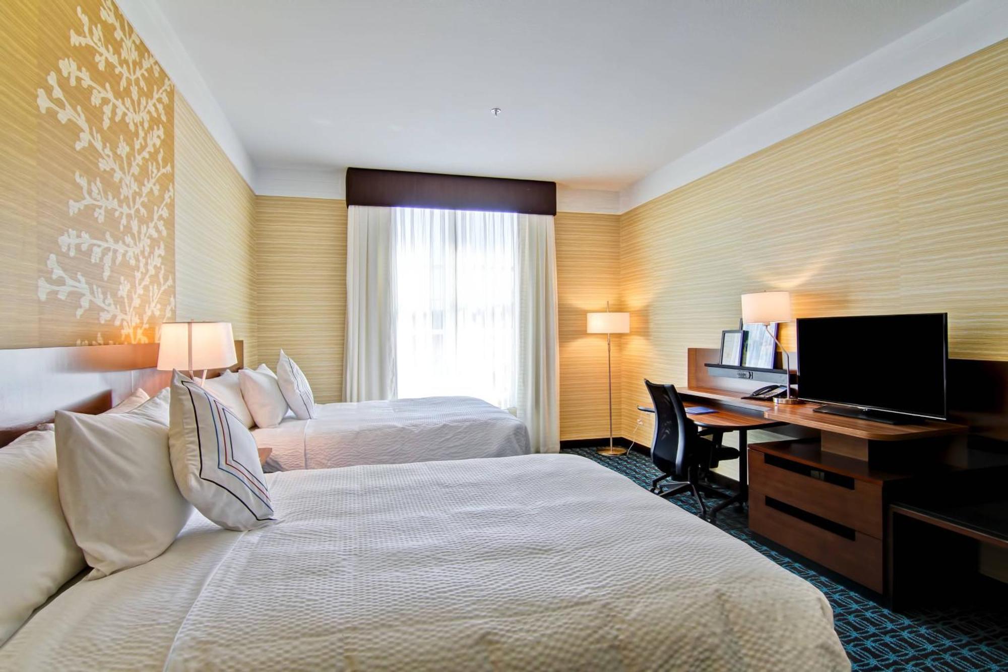 Fairfield Inn & Suites By Marriott Kamloops Ngoại thất bức ảnh