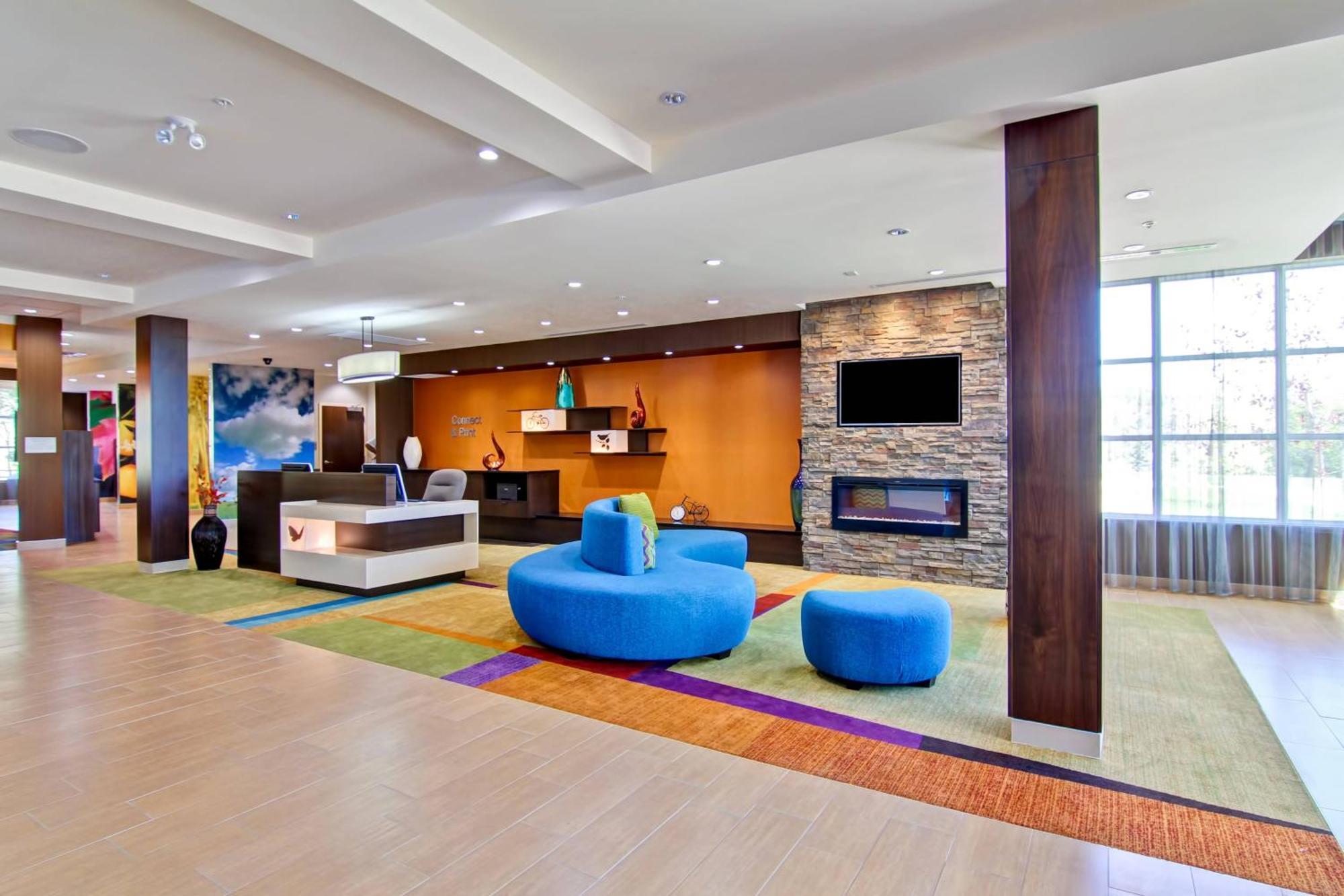 Fairfield Inn & Suites By Marriott Kamloops Ngoại thất bức ảnh