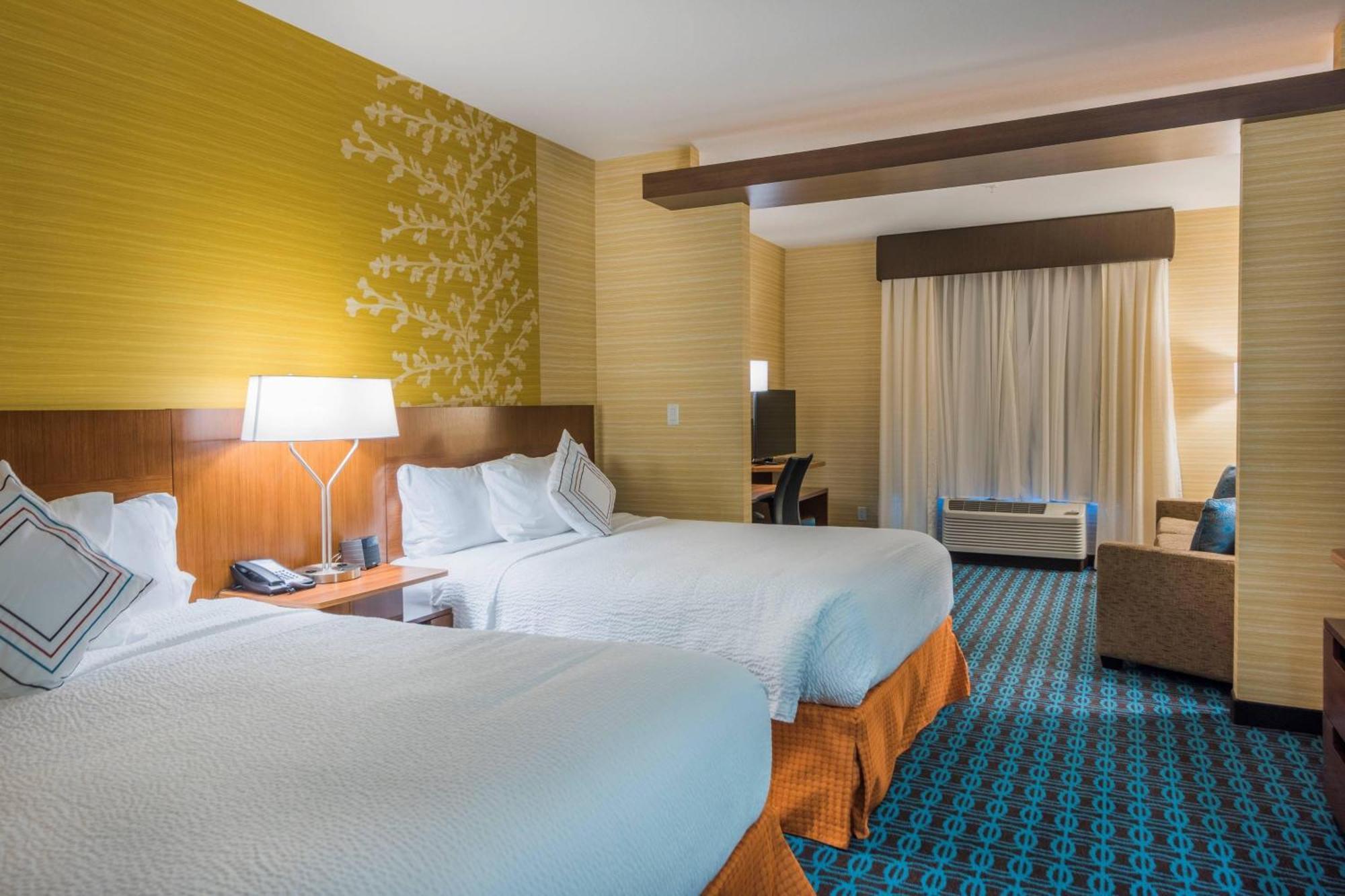 Fairfield Inn & Suites By Marriott Kamloops Ngoại thất bức ảnh