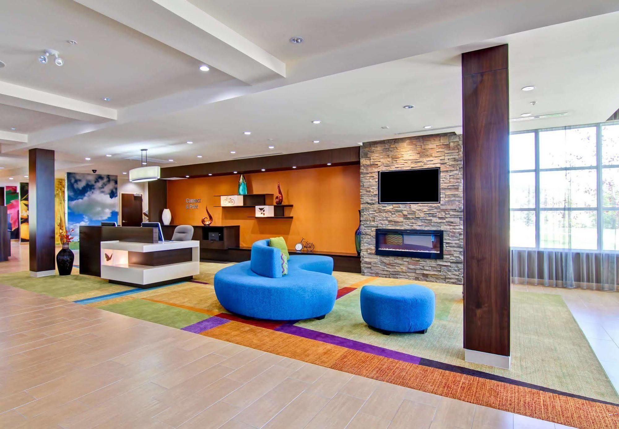 Fairfield Inn & Suites By Marriott Kamloops Ngoại thất bức ảnh