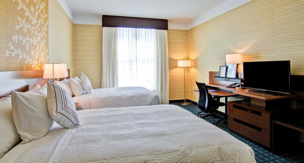 Fairfield Inn & Suites By Marriott Kamloops Ngoại thất bức ảnh